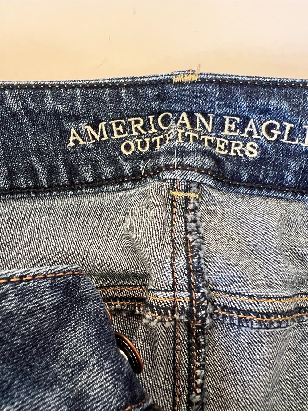 American Eagle Outfitters Women’s Boot Cut Jeans - Medium Blue Wash - Picture 2 of 12